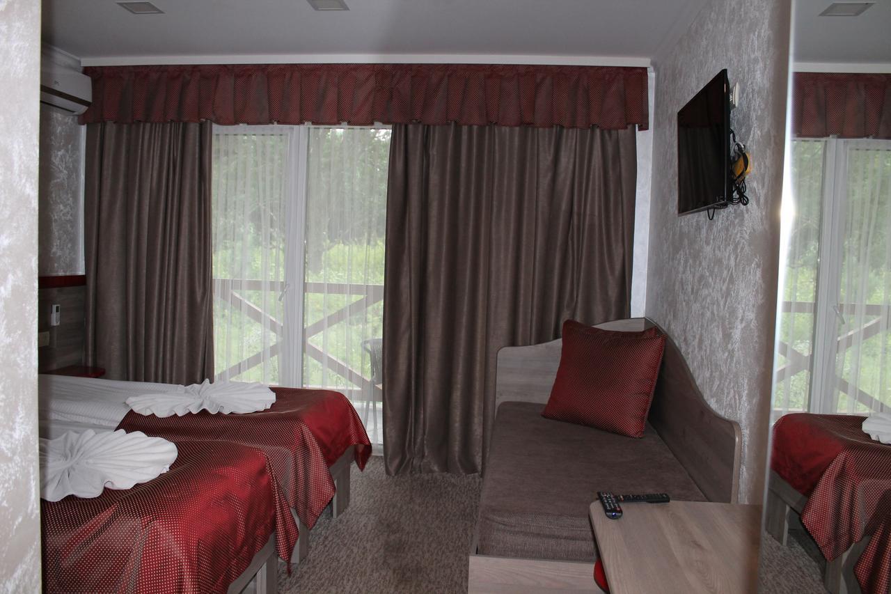 Hotel Dikii Med Geletintsy Exteriér fotografie